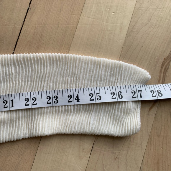 CLUB MONACO - Semi-sheer long-sleeve wool-blend top - Picture 8 of 9